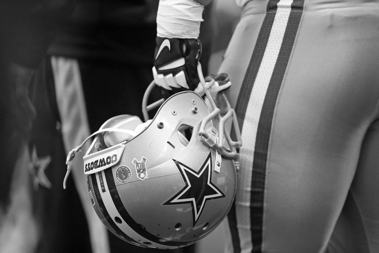 Dallas Cowboys Gain Real-Time Insight into Their Close with Adra®